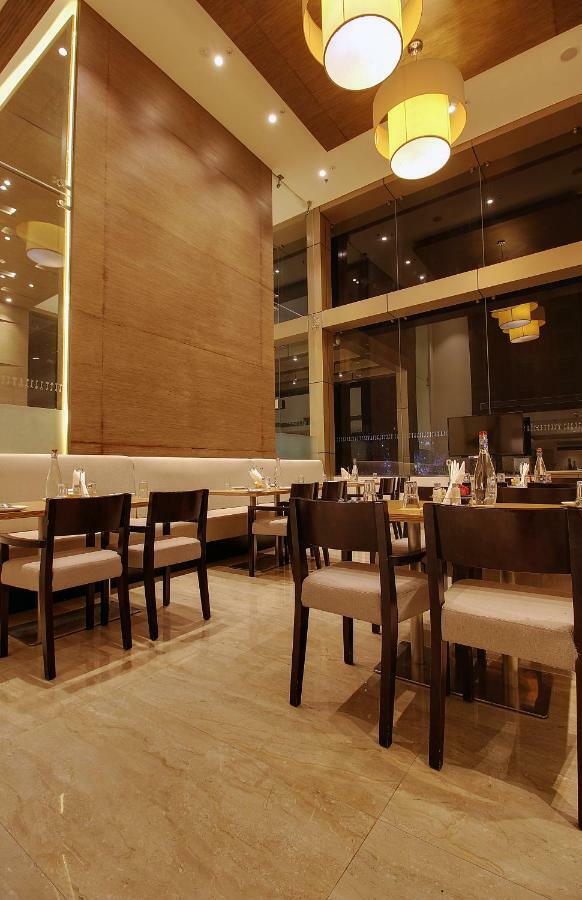 Temple Tree Hotel שירדי מראה חיצוני תמונה